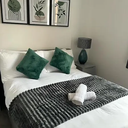 Apartment Modern 1-bed In Birmingham's Jewellery Quarter *